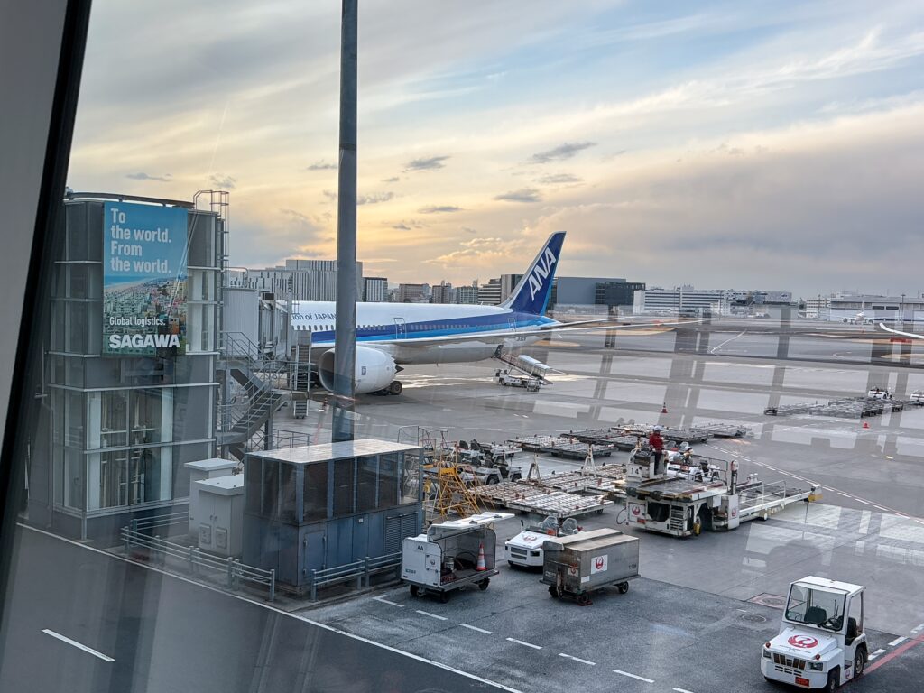 ANAB787-10の機材