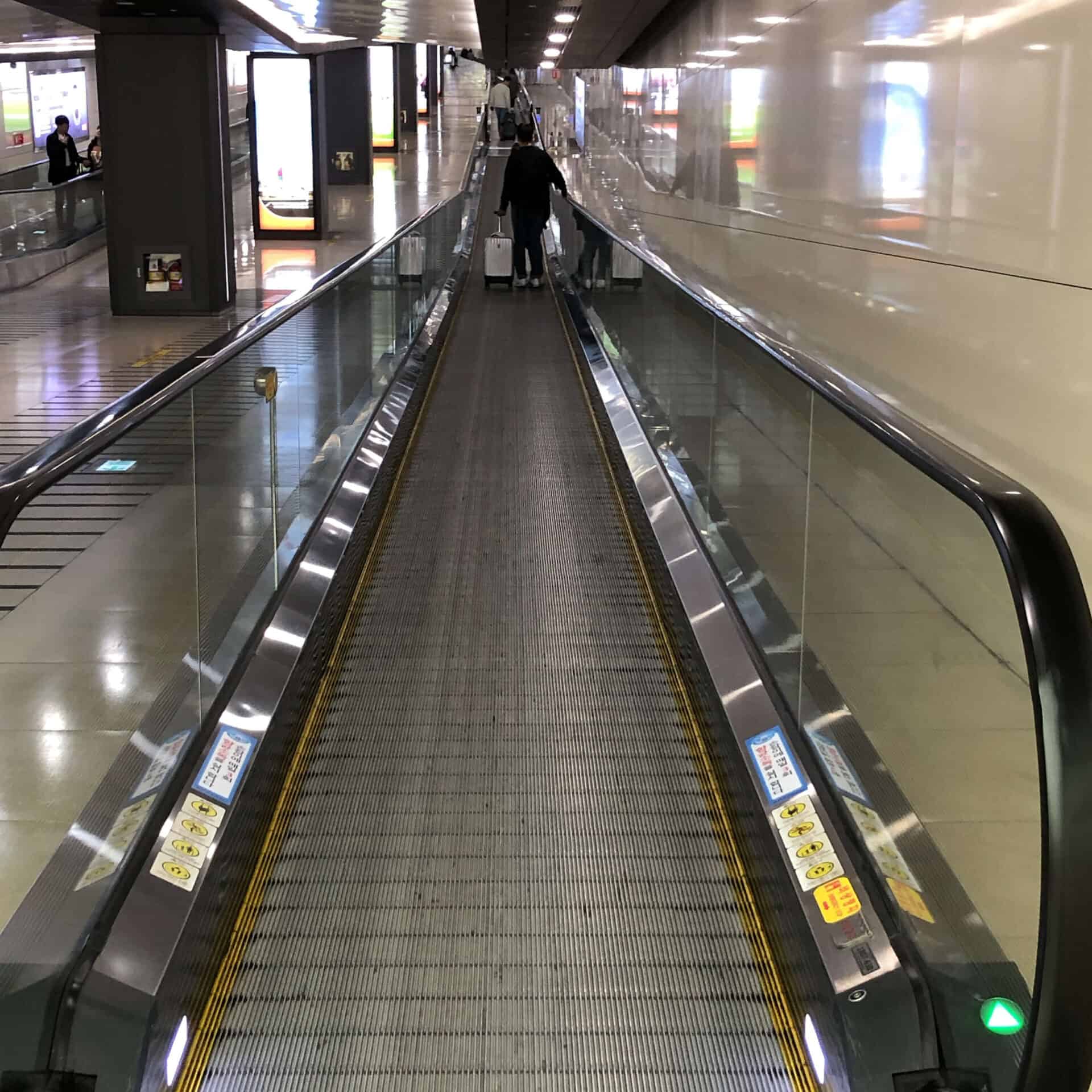動く歩道