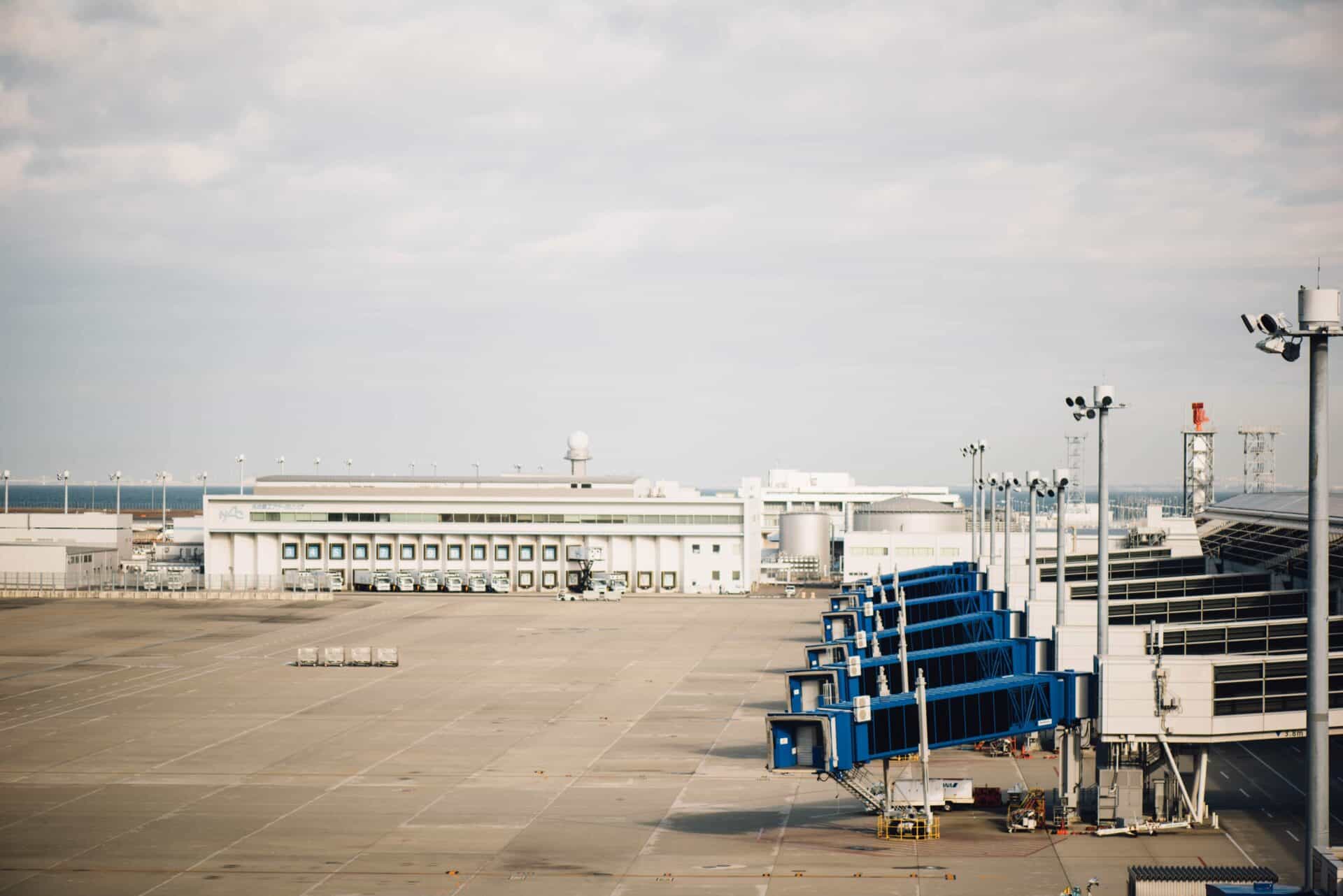 飛行機がいない駐機場