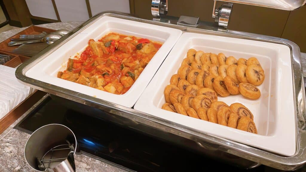 チキンのトマト煮込み