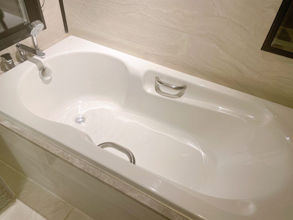 バスタブ
