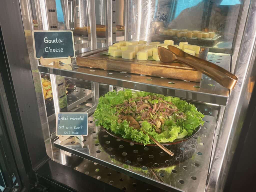 牛肉のサラダ