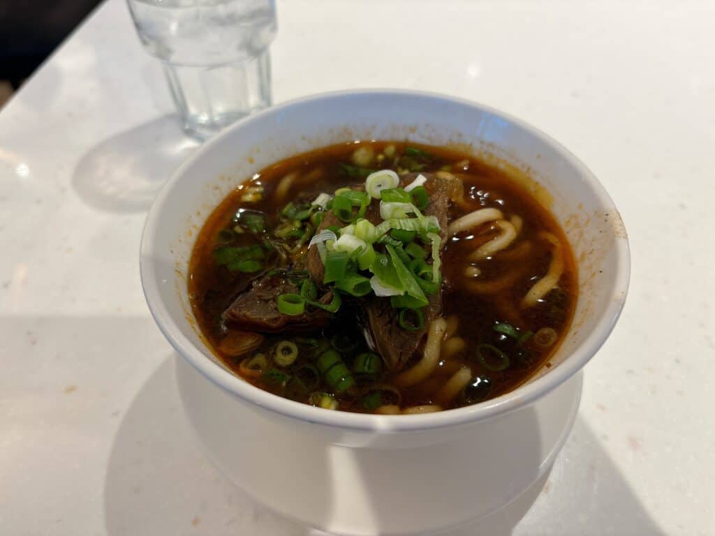 牛肉麺
