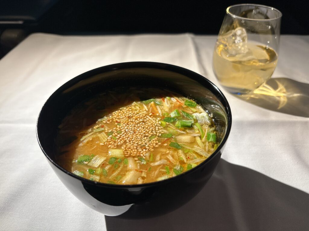 ANAオリジナル ~恵みの北海道 ~ 濃厚ねぎ味噌ラーメン